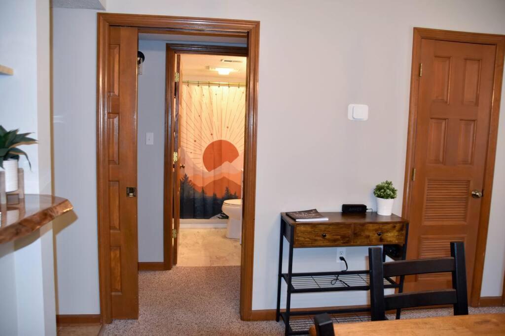 Cozy Mountain Getaway! Mountain Views! 2 Bed, 2 Bath, Sleeps 6 Apartment Гетлинбург Екстериор снимка